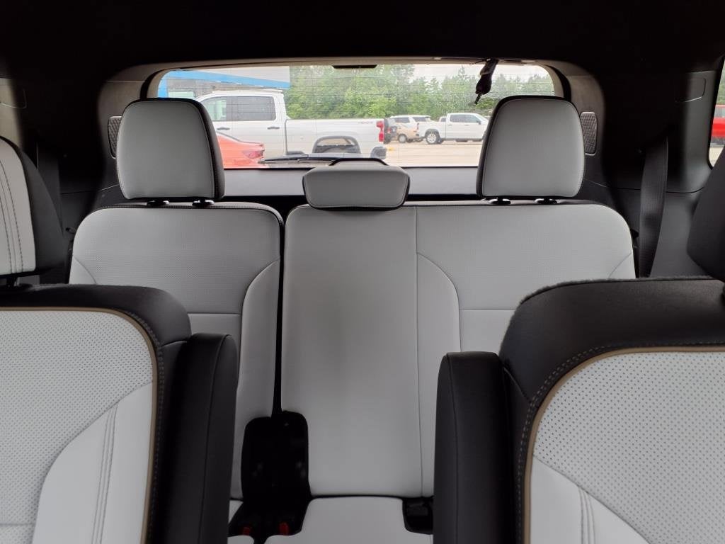 2025 Chevrolet Traverse High Country