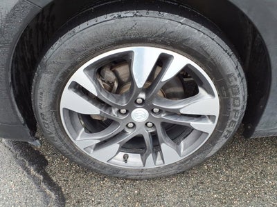 2018 Buick Regal TourX Essence