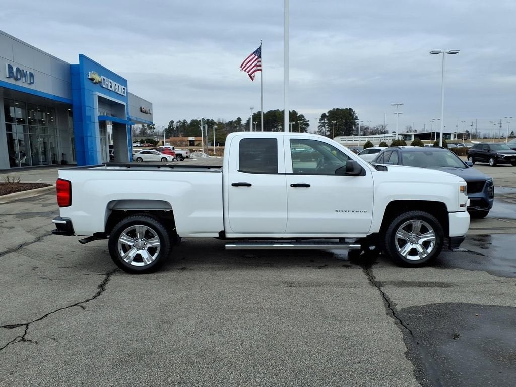 2017 Chevrolet Silverado 1500 Custom