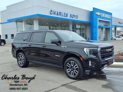 2023 GMC Yukon XL AT4