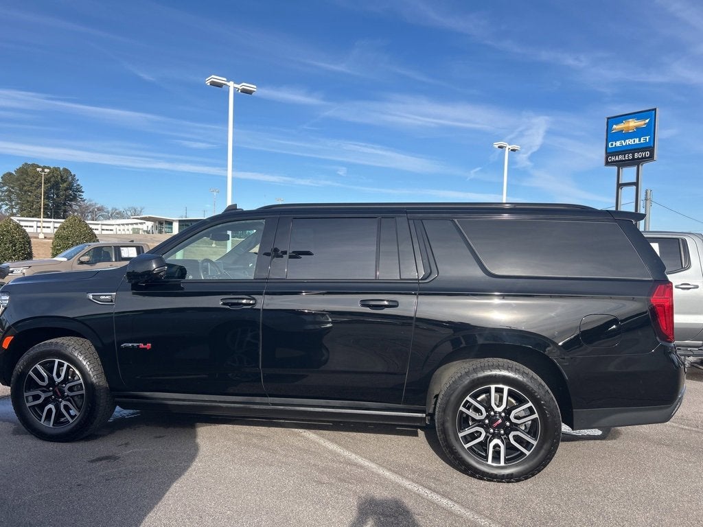2023 GMC Yukon XL AT4