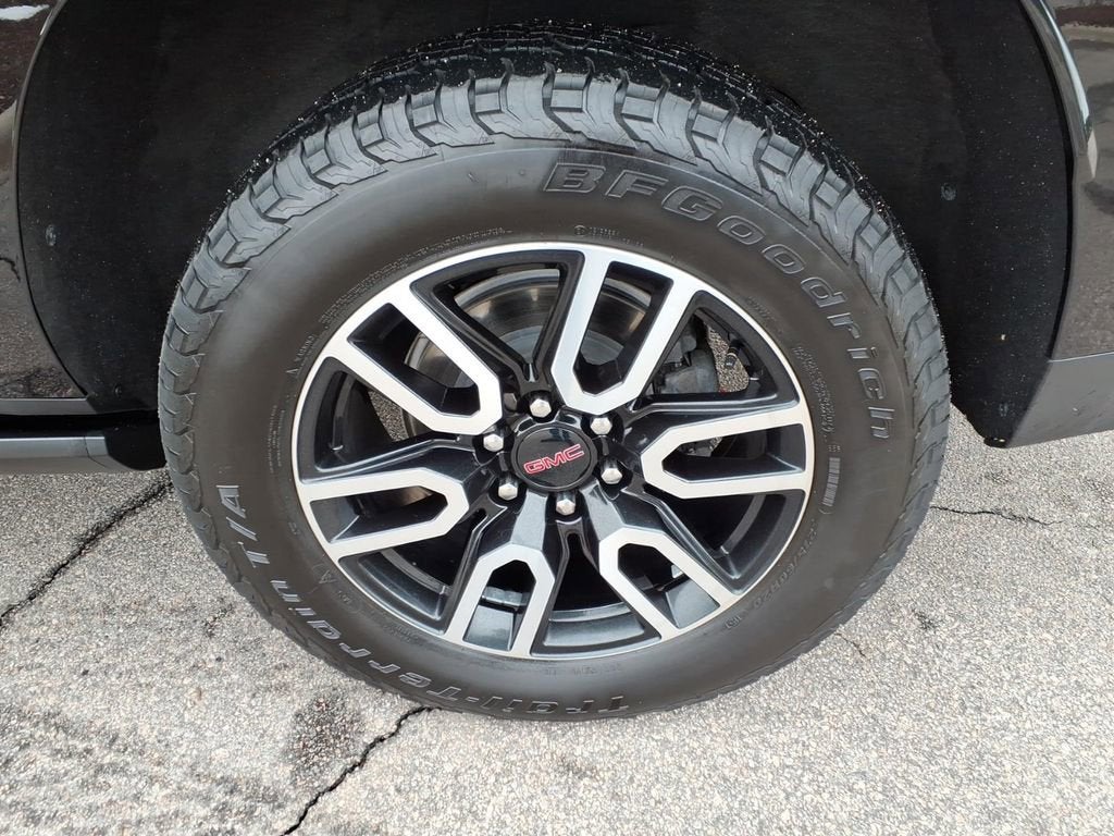 2023 GMC Yukon XL AT4