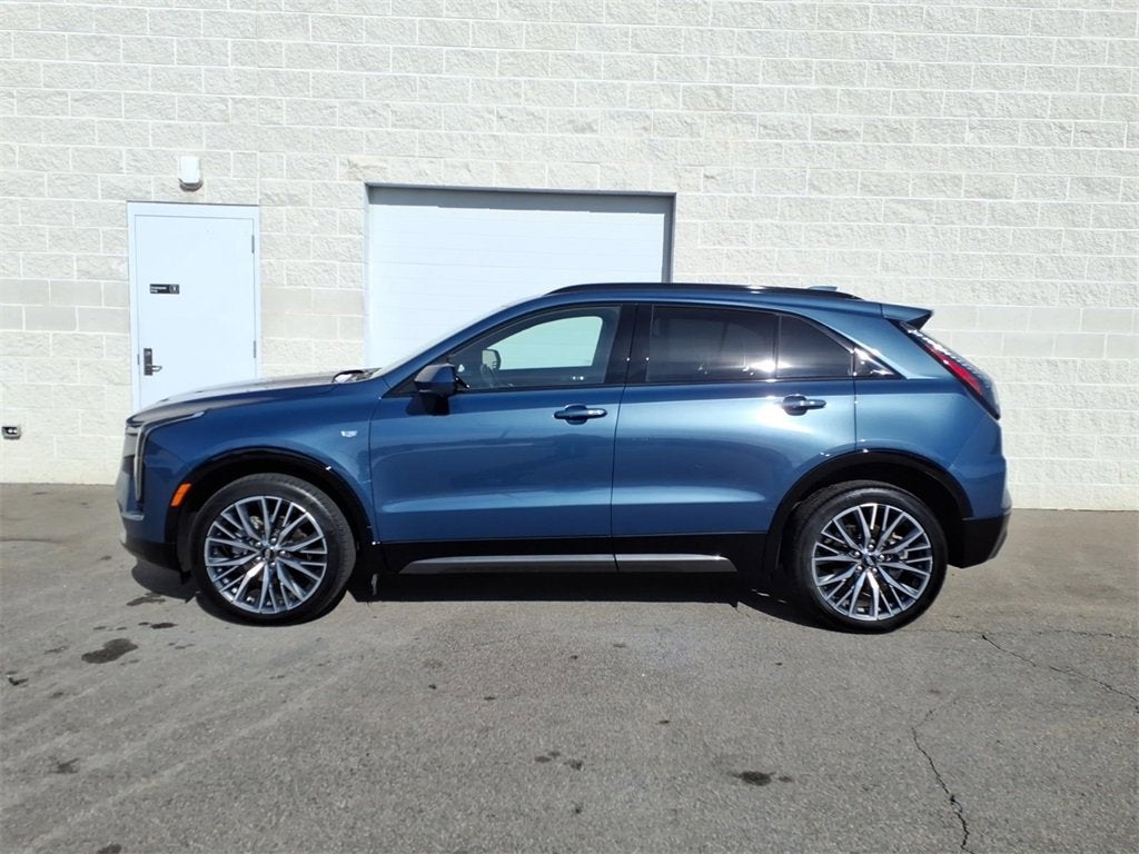 2024 Cadillac XT4 Sport