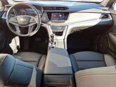 2025 Cadillac XT5 Luxury