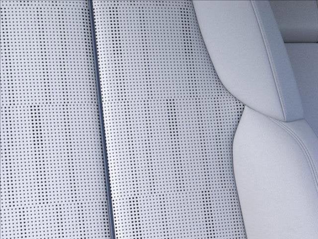 2025 Cadillac LYRIQ Luxury 1