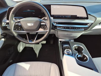 2024 Cadillac LYRIQ Luxury 1