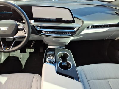 2024 Cadillac LYRIQ Luxury 1