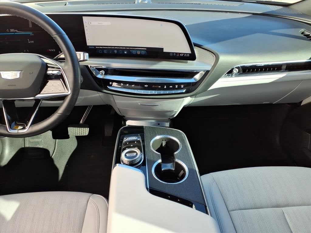 2024 Cadillac LYRIQ Luxury 1