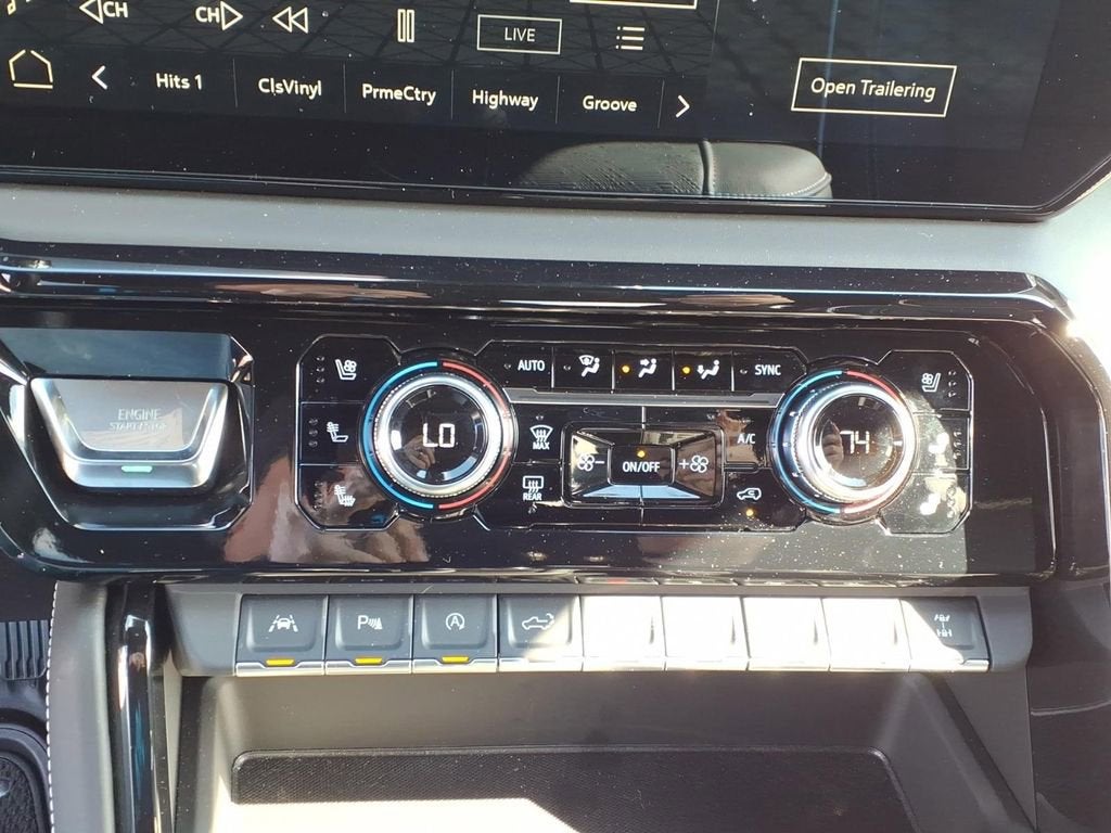 2025 GMC Sierra 1500 AT4X