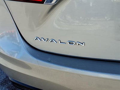 2013 Toyota Avalon XLE