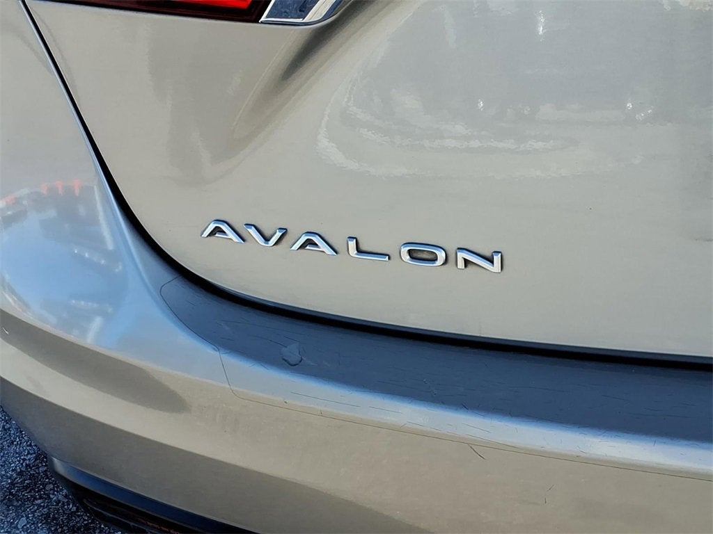 2013 Toyota Avalon XLE
