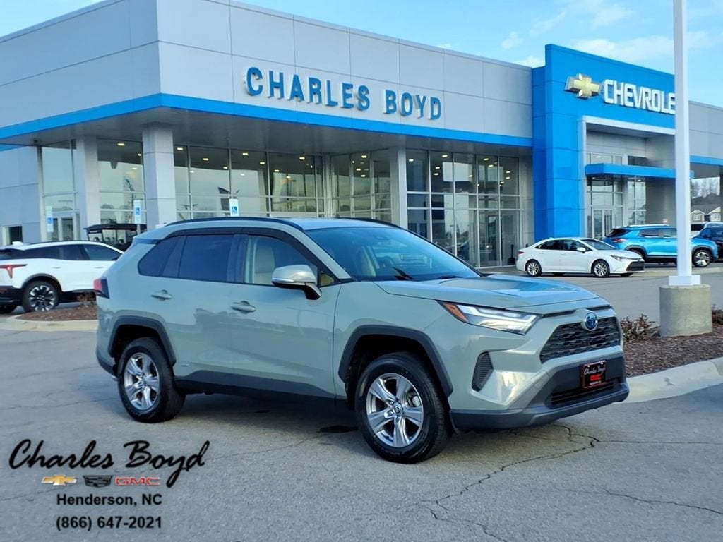 2022 Toyota RAV4 Hybrid XLE